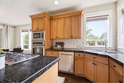 11090 NW Crystal Creek Ln, Portland, OR 97229 - Photo 8