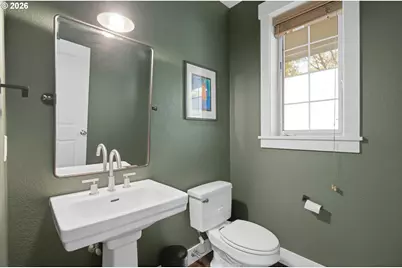 11090 NW Crystal Creek Ln, Portland, OR 97229 - Photo 16