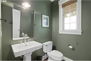 11090 NW Crystal Creek Ln, Portland, OR 97229 - Photo 16