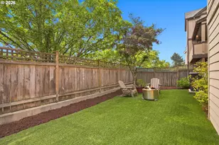 11090 NW Crystal Creek Ln, Portland, OR 97229 - Photo 38