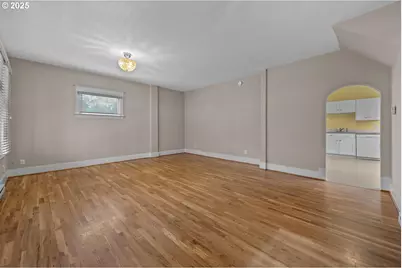 4743 N Albina Ave, Portland, OR 97217 - Photo 10