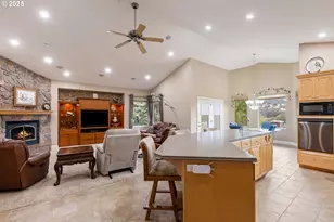 13767 N Bank Rd, Roseburg, OR 97470 - Photo 20