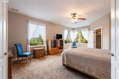 13767 N Bank Rd, Roseburg, OR 97470 - Photo 44