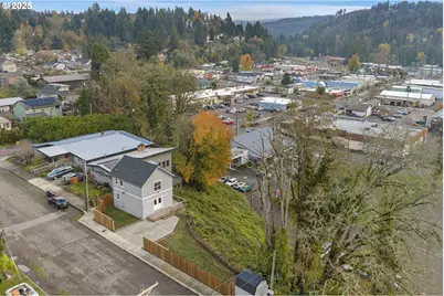 130 W 1st Ave, Estacada, OR 97023 - Photo 40
