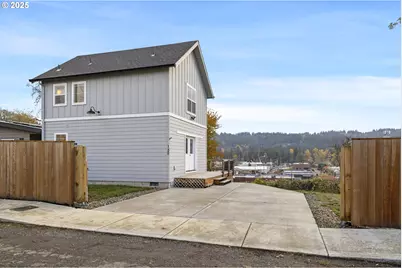 130 W 1st Ave, Estacada, OR 97023 - Photo 44