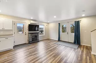 130 W 1st Ave, Estacada, OR 97023 - Photo 20