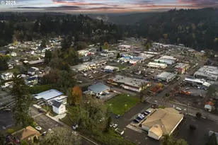 130 W 1st Ave, Estacada, OR 97023 - Photo 4