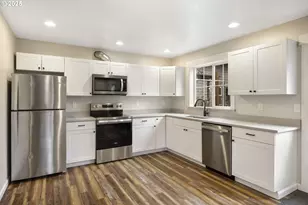 130 W 1st Ave, Estacada, OR 97023 - Photo 16