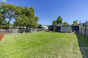 545 S 8th St, Cottage Grove, OR 97424 - Photo 38