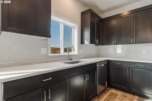 1578 NW Tracy St, McMinnville, OR 97128 - Photo 12