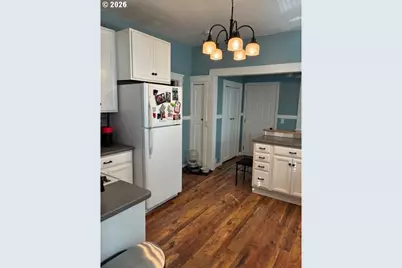 518 NW 4th St, Pendleton, OR 97801 - Photo 8