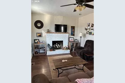 518 NW 4th St, Pendleton, OR 97801 - Photo 4