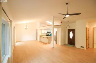 3330 31st St, Florence, OR 97439 - Photo 4
