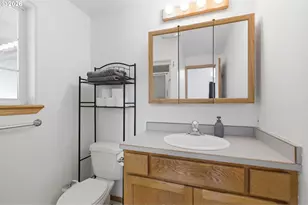 2295 Ironwood St, Sweet Home, OR 97386 - Photo 16