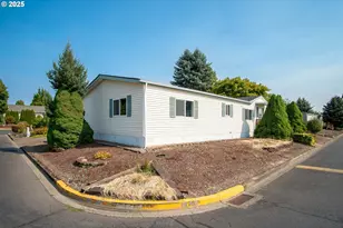 1145 SW Cypress St, McMinnville, OR 97128 - Photo 2