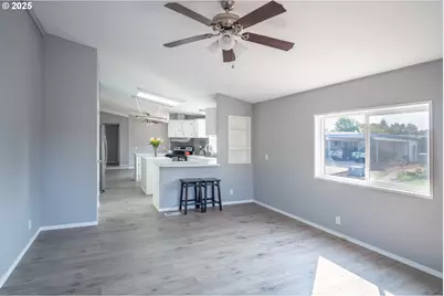 1145 SW Cypress St #12, McMinnville, OR 97128 - Photo 8