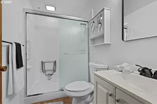 4081 Hawthorne Ave NE, Salem, OR 97301 - Photo 28