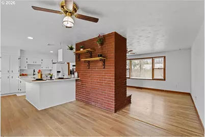 4081 Hawthorne Ave NE, Salem, OR 97301 - Photo 18