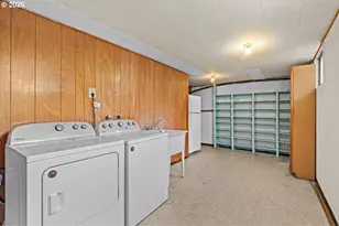 4081 Hawthorne Ave NE, Salem, OR 97301 - Photo 36