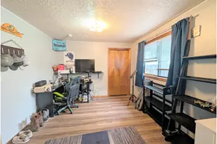10408 S E St, Island City, OR 97850 - Photo 32