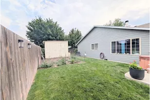 10408 S E St, Island City, OR 97850 - Photo 38