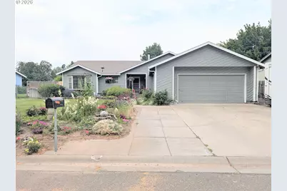 10408 S E St, Island City, OR 97850 - Photo 2