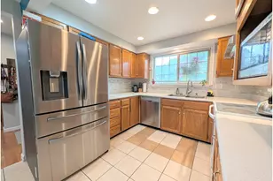 10408 S E St, Island City, OR 97850 - Photo 8