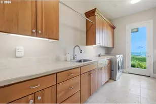 18011 SW Huckleberry Ct, Sherwood, OR 97140 - Photo 18