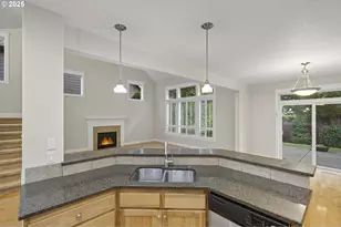 10727 SW Nelson St, Tualatin, OR 97062 - Photo 18