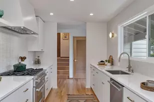 5525 SW Cherry Ave, Beaverton, OR 97005 - Photo 12