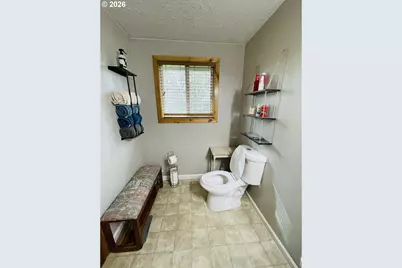 922 Fern Pl, Reedsport, OR 97467 - Photo 32