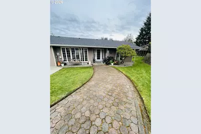 922 Fern Pl, Reedsport, OR 97467 - Photo 2