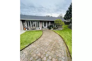 922 Fern Pl, Reedsport, OR 97467 - Photo 2