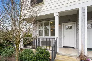 138 NE 109th Ave, Portland, OR 97220 - Photo 4