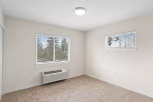 138 NE 109th Ave, Portland, OR 97220 - Photo 18