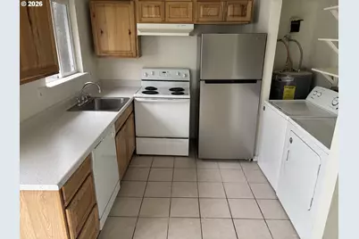 2523 SE 138th Ave, Portland, OR 97236 - Photo 28