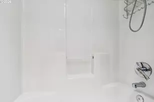 2523 SE 138th Ave, Portland, OR 97236 - Photo 16