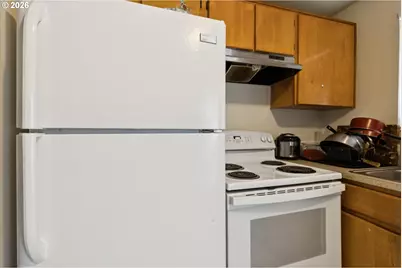 2523 SE 138th Ave, Portland, OR 97236 - Photo 10