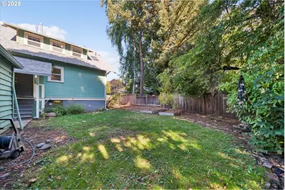 3504 SE Sherman St, Portland, OR 97214 - Photo 38