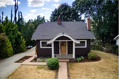 2406 SW Troy St, Portland, OR 97219 - Photo 2
