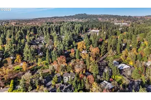 4610 Lower Dr, Lake Oswego, OR 97035 - Photo 36