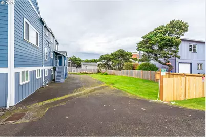 3310 NW Jetty Ave #2, Lincoln City, OR 97367 - Photo 22
