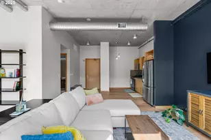 1255 NW 9th Ave, Portland, OR 97209 - Photo 18