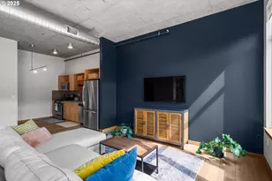 1255 NW 9th Ave, Portland, OR 97209 - Photo 16