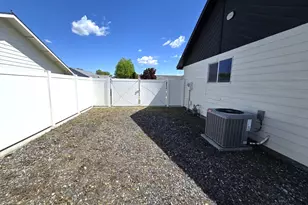 1236 SW 7th St, Hermiston, OR 97838 - Photo 44