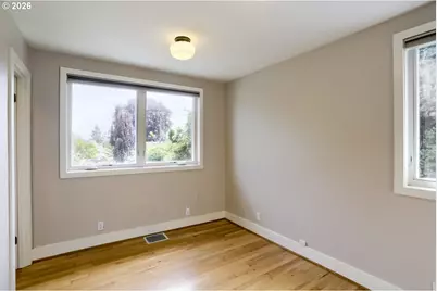 904 SE 70th Ave, Portland, OR 97215 - Photo 28