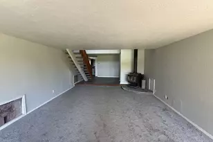 236 De Barr Ave, Medford, OR 97501 - Photo 6