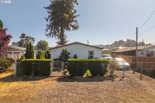 130 S 11th St, Lakeside, OR 97449 - Photo 2