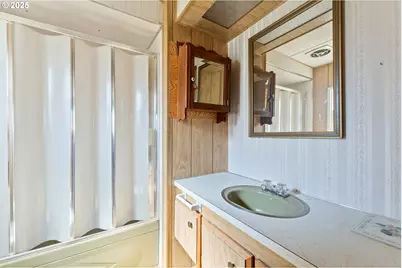 2681 SE River Rd #8, Hillsboro, OR 97123 - Photo 20
