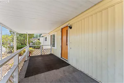 2681 SE River Rd #8, Hillsboro, OR 97123 - Photo 4